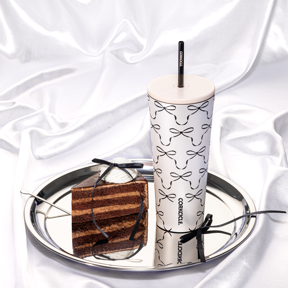 cold-cup-r3 2a98a7269432--2224PBBC-lifestyle.png