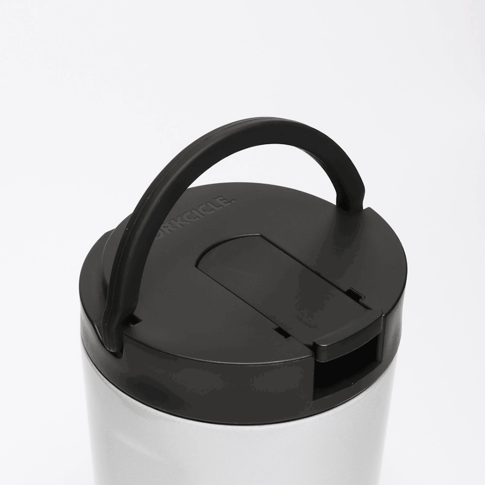 disney-kids-cup-w5 Kids_Cup_28_0906b7b6-4acf-4cb6-8c0d-d15f57c40b85.gif