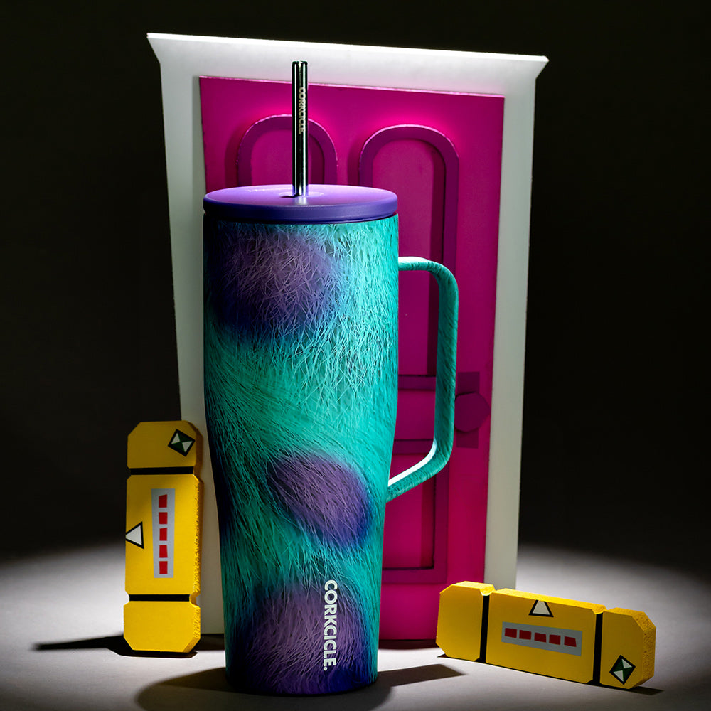 disney-pixar-cold-cup-xl-j8 MonstersInc-Lifestyle-PDP2.jpg