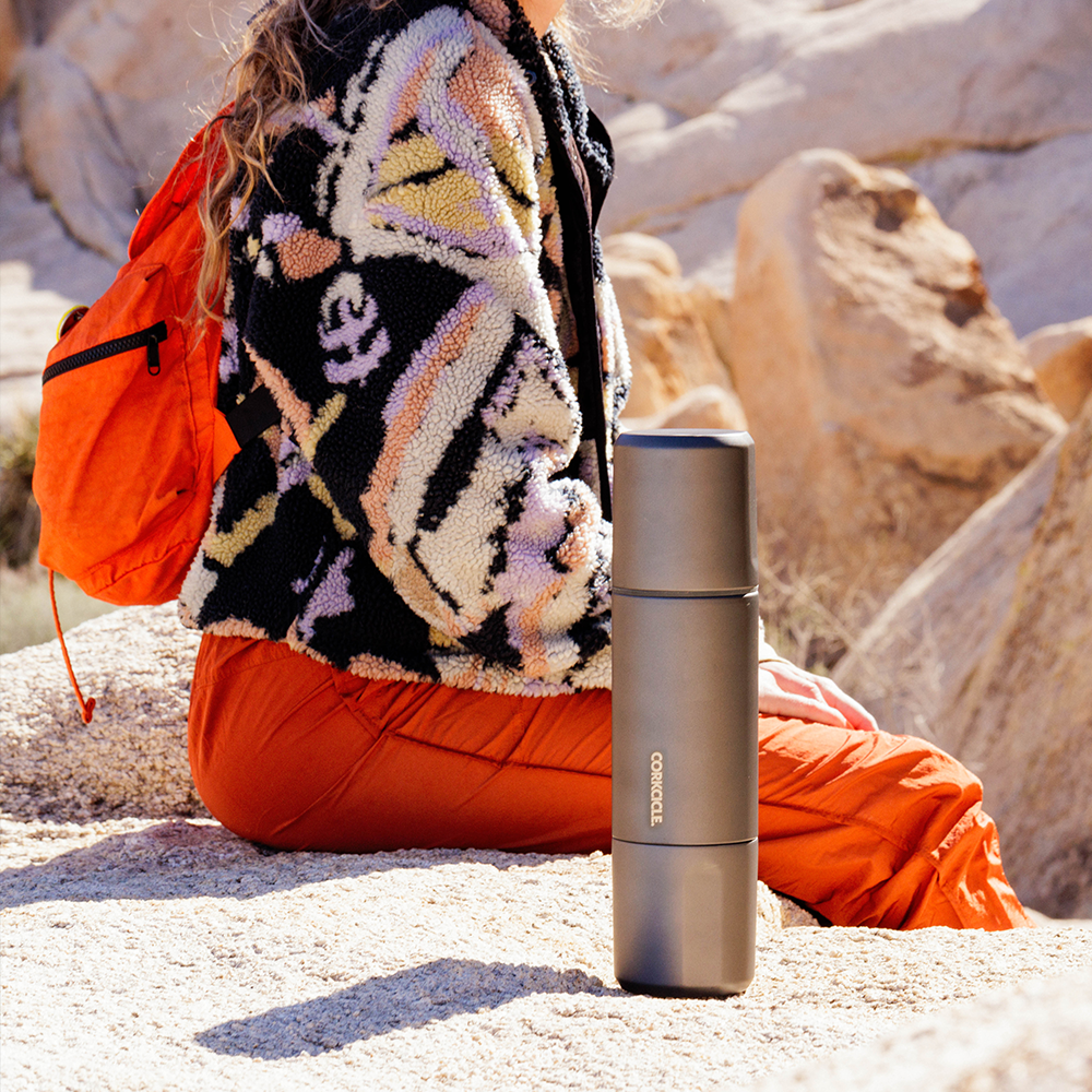 traveler-j6 Traveler_Lifestyle_2.png